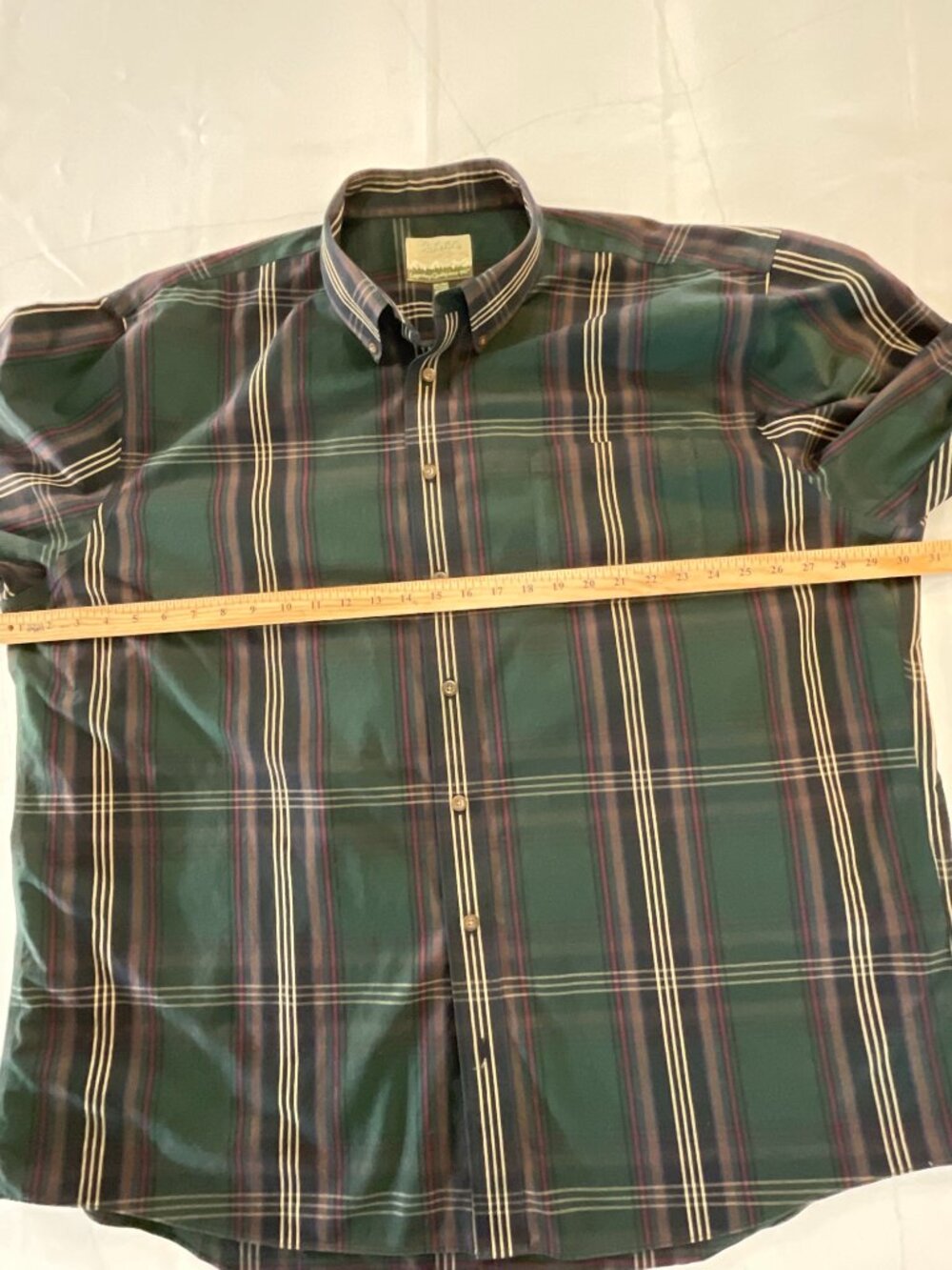 Cabela’s Outfitter Series Men’s 3XLT Green Plaid Button Down Shirt - Picture 5 of 6